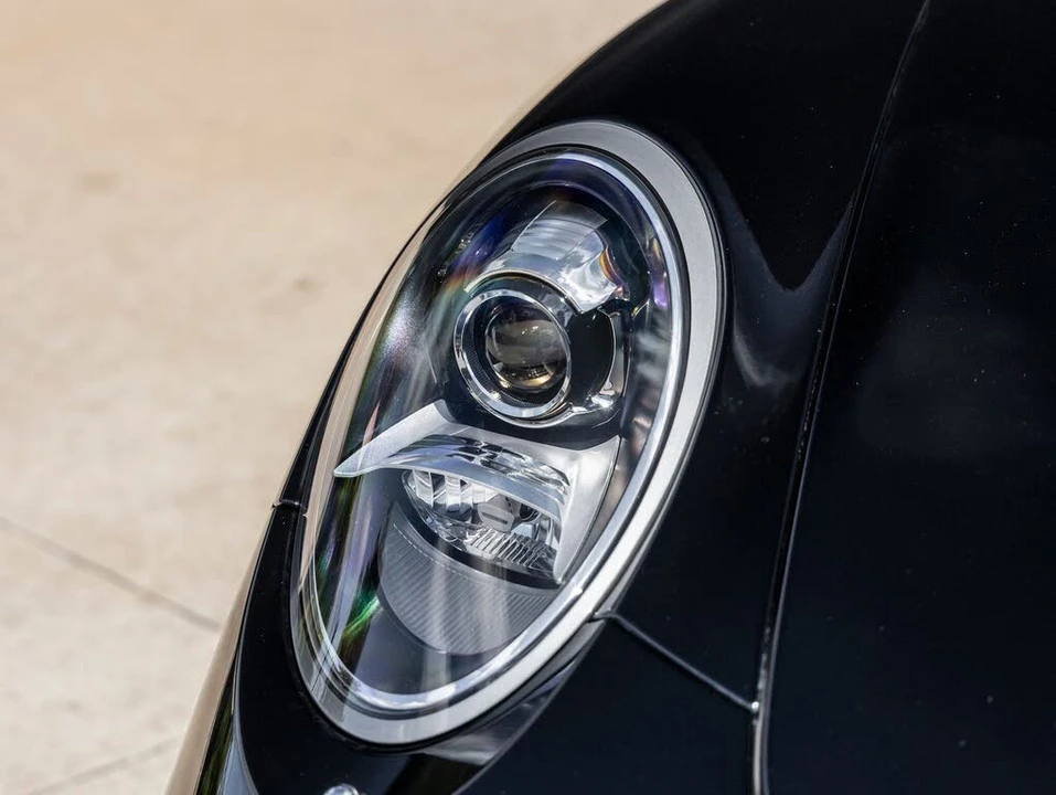 2014 Porsche 991 Carrera 4S - Image 25 of 31