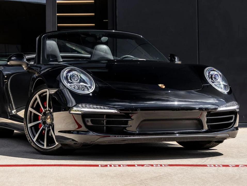 2014 Porsche 991 Carrera 4S - Image 9 of 31