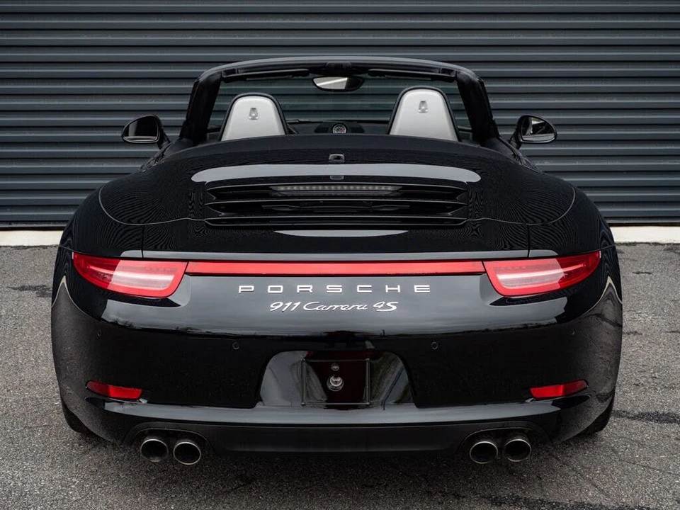 2014 Porsche 991 Carrera 4S - Image 27 of 31
