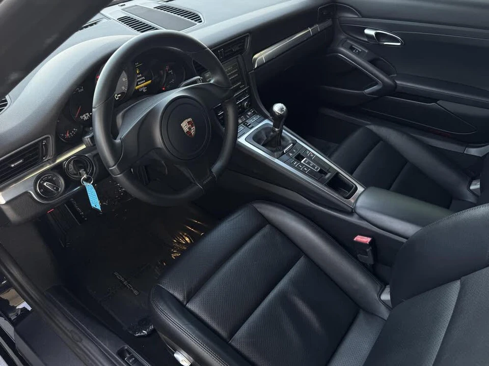 2014 Porsche 991 Carrera 4S - Image 18 of 28