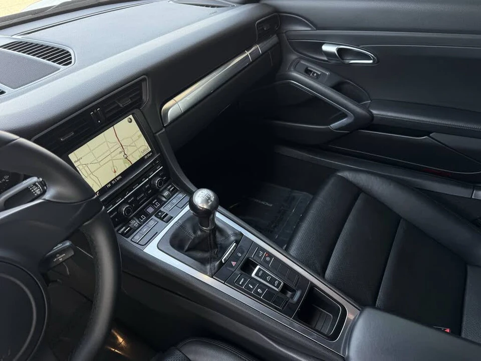 2014 Porsche 991 Carrera 4S - Image 19 of 28