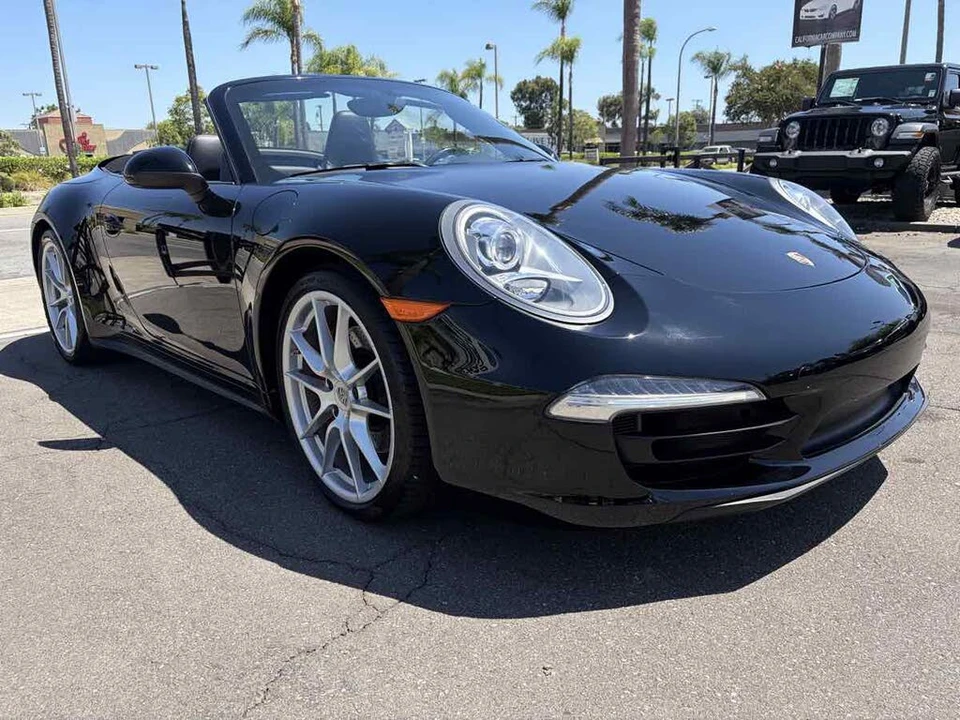2014 Porsche 991 Carrera 4S - Image 10 of 28