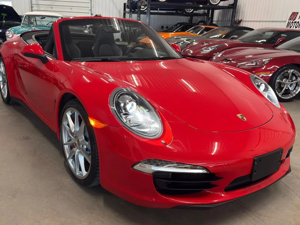 2014 Porsche 991 Carrera 4S - Image 3 of 31