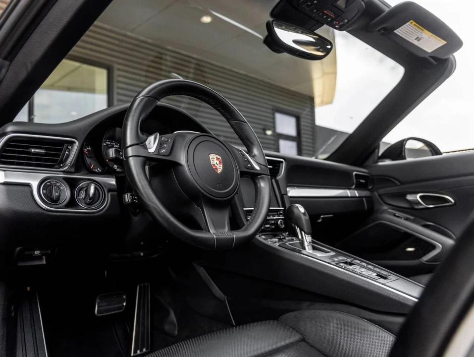 2014 Porsche 991 Carrera 4S - Image 4 of 5