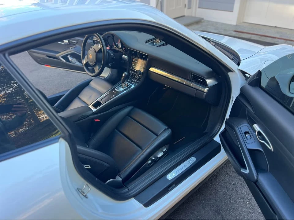 2014 Porsche 991 Carrera 4S - Image 10 of 18