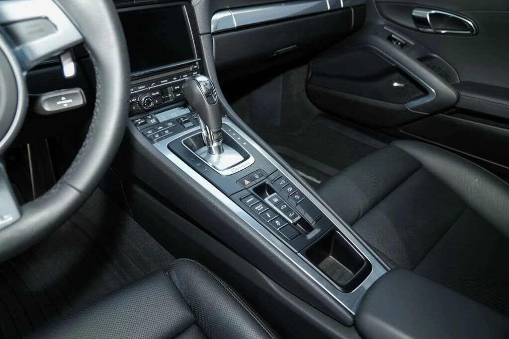 2014 Porsche 991 Carrera 4S - Image 25 of 31