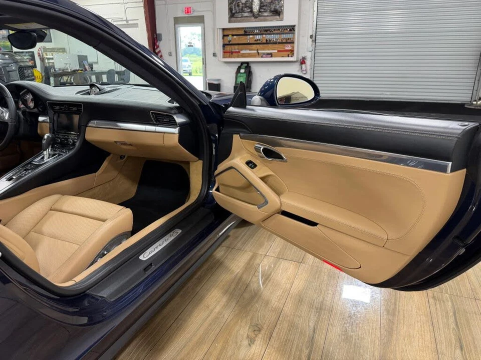 2014 Porsche 991 Carrera 4S - Image 18 of 24