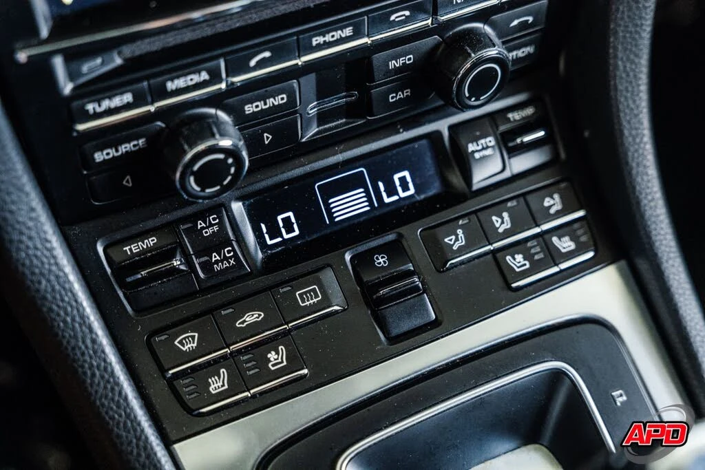 2014 Porsche 991 Carrera 4S - Image 17 of 31