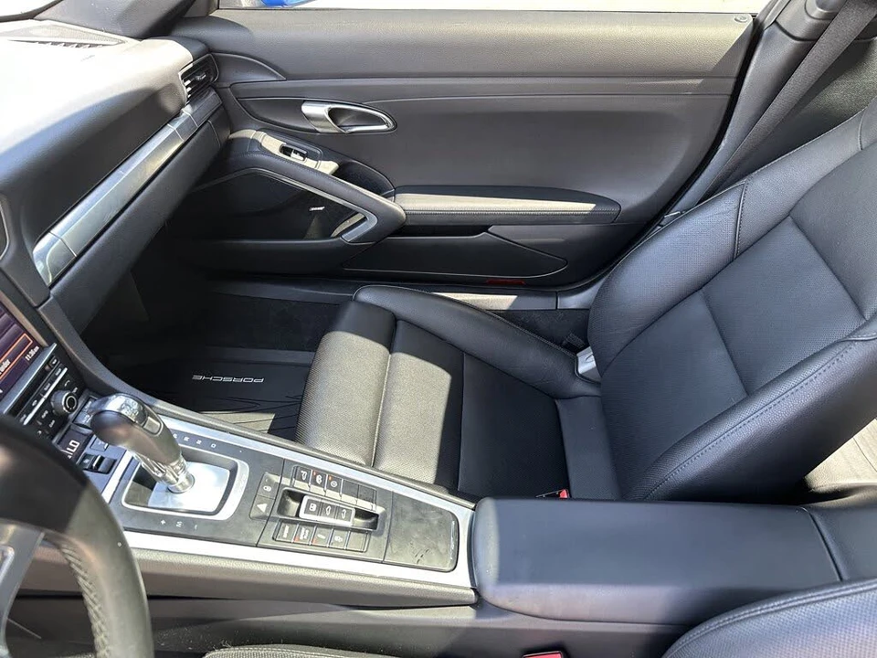 2014 Porsche 991 Carrera 4S - Image 11 of 30