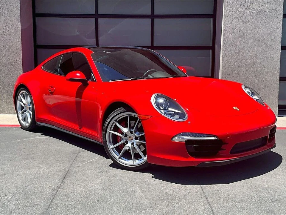 2014 Porsche 991 Carrera 4S - Image 9 of 26