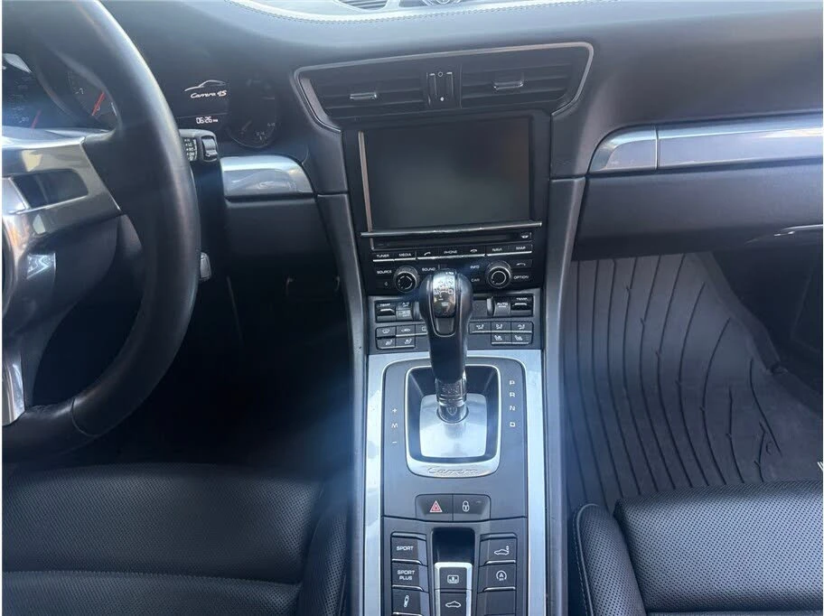 2014 Porsche 991 Carrera 4S - Image 11 of 31