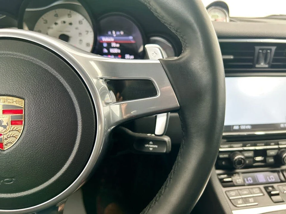 2014 Porsche 991 Carrera 4S - Image 12 of 31