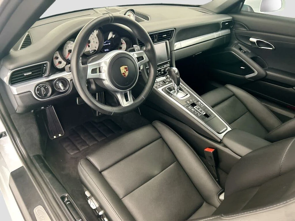 2014 Porsche 991 Carrera 4S - Image 9 of 31