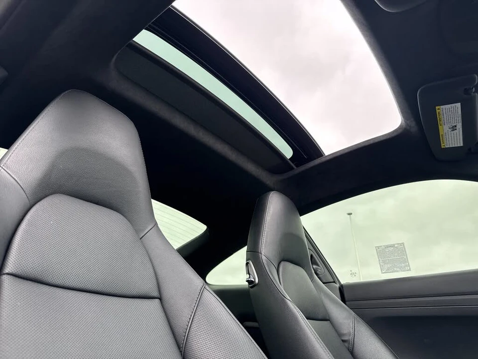 2014 Porsche 991 Carrera 4S - Image 20 of 31