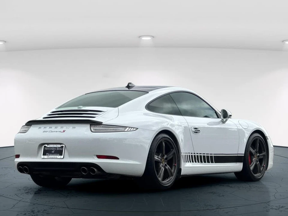 2014 Porsche 991 Carrera 4S - Image 7 of 31