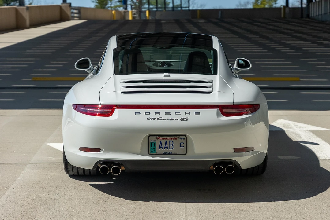 2014 Porsche 991 Carrera 4S - Image 16 of 31