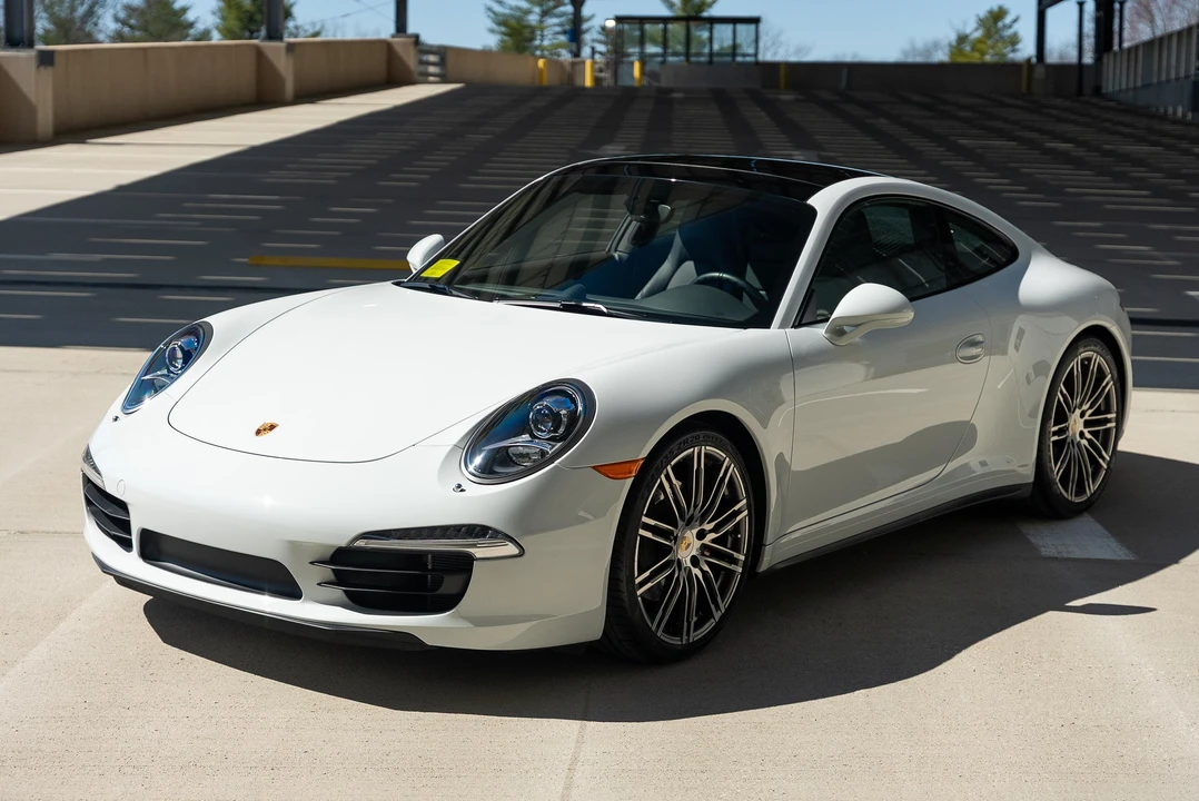 2014 Porsche 991 Carrera 4S - Image 7 of 31