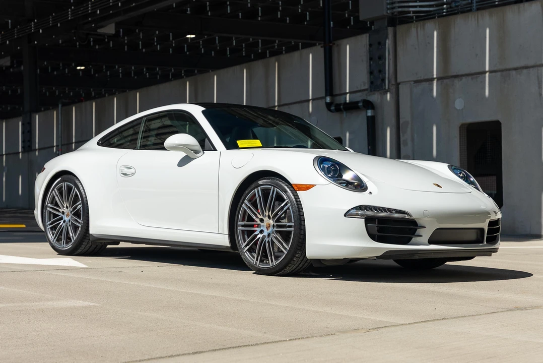 2014 Porsche 991 Carrera 4S - Image 20 of 31