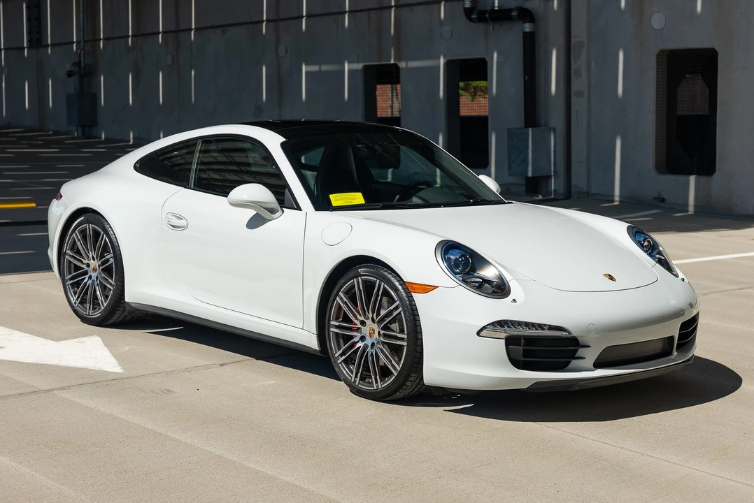 2014 Porsche 991 Carrera 4S - Image 21 of 31