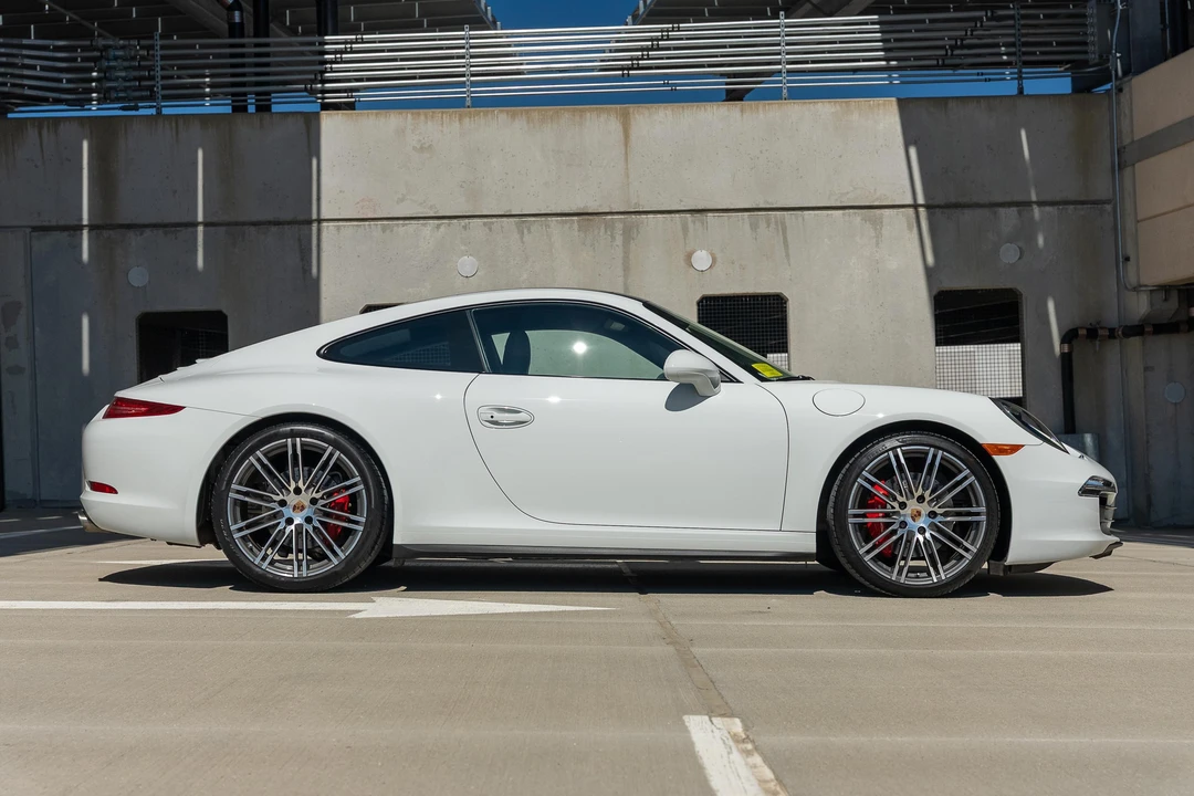2014 Porsche 991 Carrera 4S - Image 3 of 31