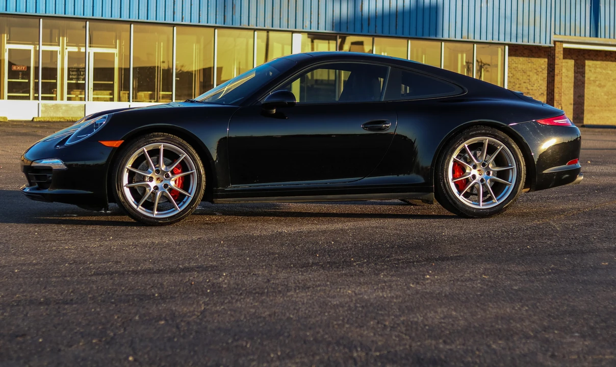 2014 Porsche 991 Carrera 4S - Image 9 of 31