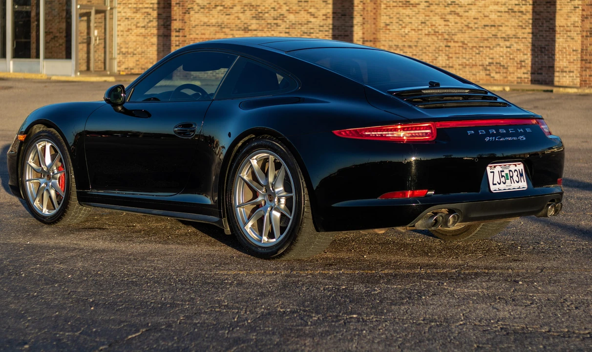2014 Porsche 991 Carrera 4S - Image 10 of 31