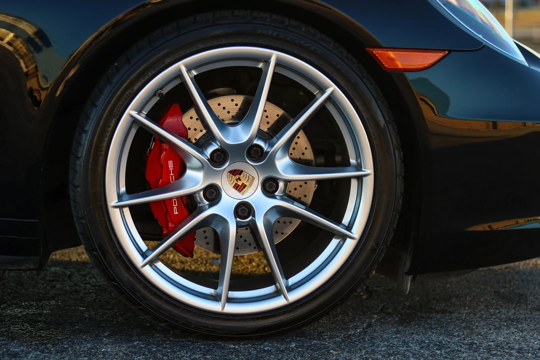 2014 Porsche 991 Carrera 4S - Image 28 of 31