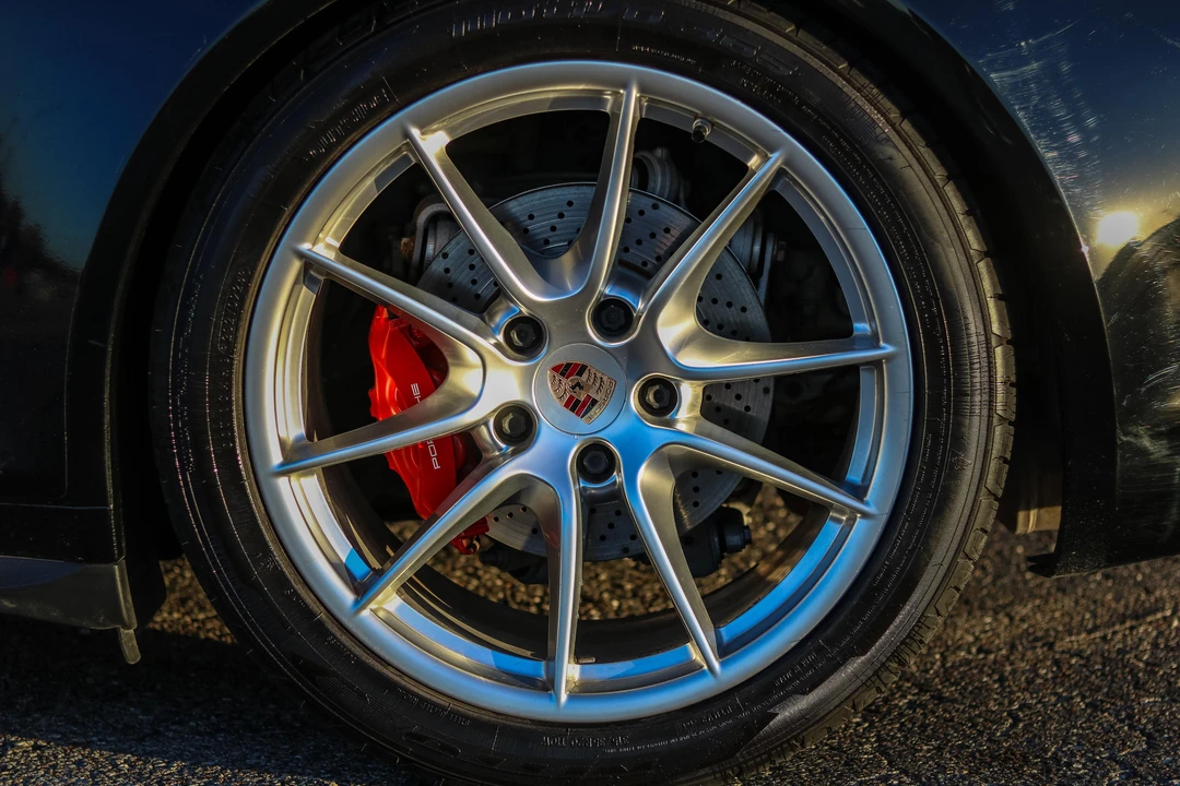 2014 Porsche 991 Carrera 4S - Image 29 of 31