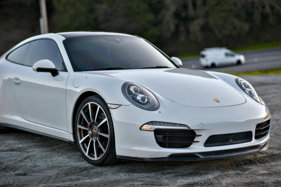 2014 Porsche 991 Carrera 4S - Image 19 of 30