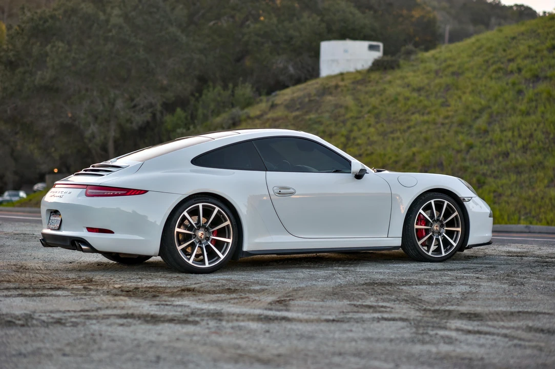2014 Porsche 991 Carrera 4S - Image 12 of 30