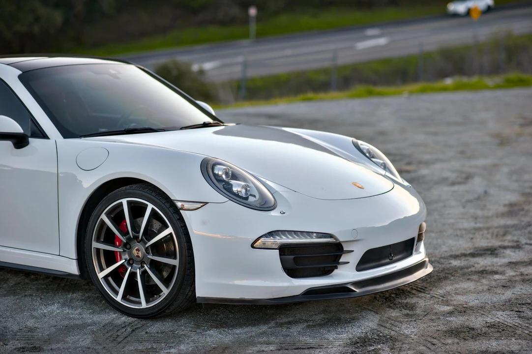 2014 Porsche 991 Carrera 4S - Image 18 of 30