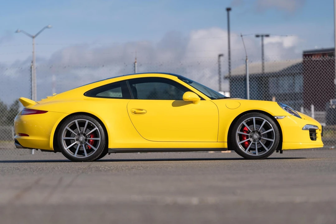 2014 Porsche 991 Carrera 4S - Image 3 of 31