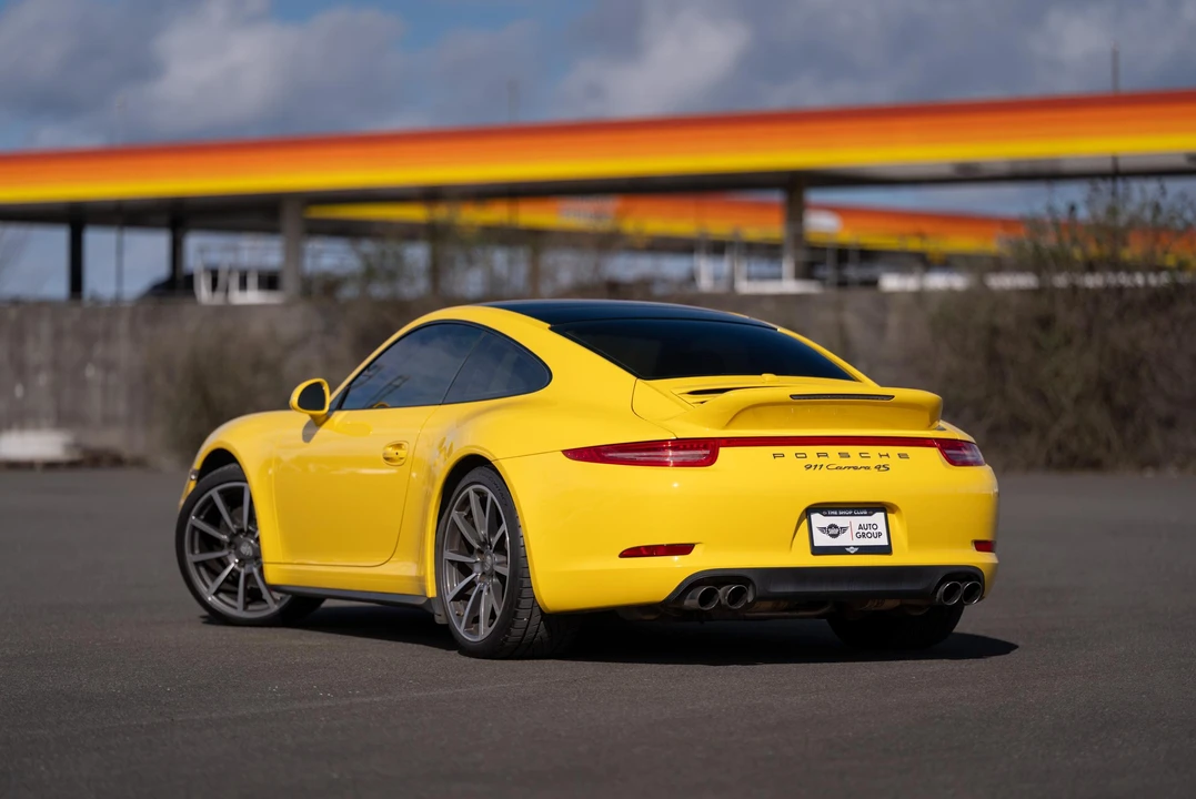 2014 Porsche 991 Carrera 4S - Image 27 of 31