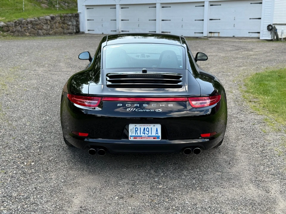 2014 Porsche 991 Carrera 4S - Image 24 of 31