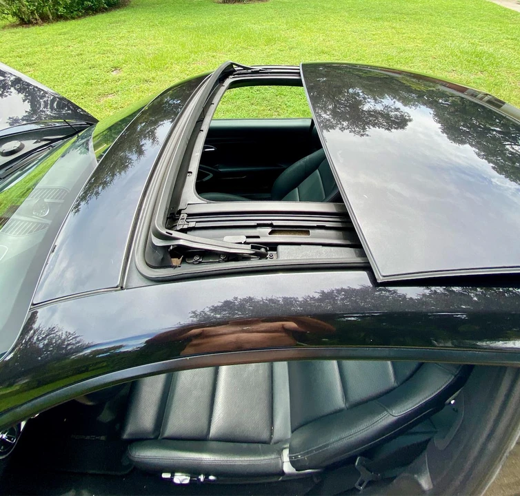 2014 Porsche 991 Carrera 4S - Image 20 of 31