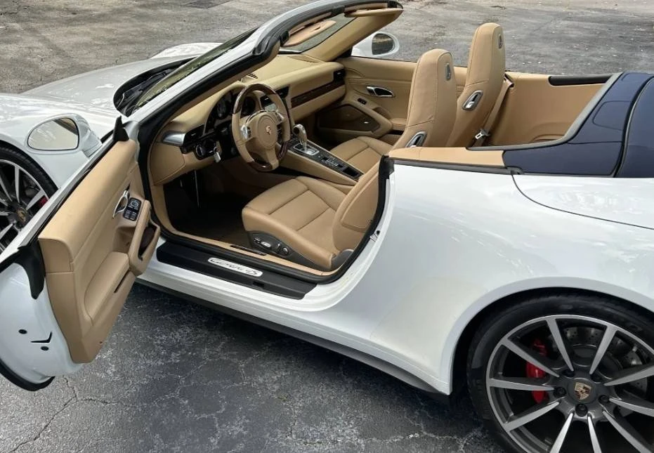 2014 Porsche 991 Carrera 4S - Image 2 of 4
