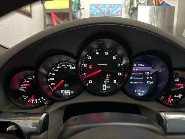2014 Porsche 991 Carrera 4S - Image 10 of 11