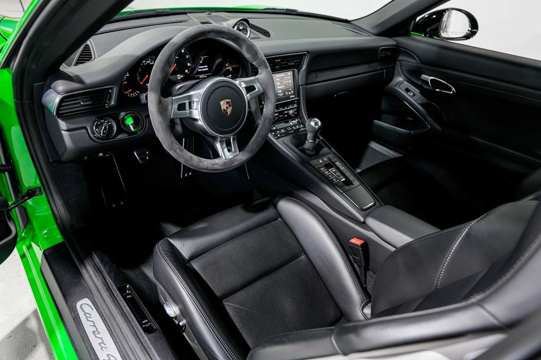 2014 Porsche 991 Carrera 4S - Image 9 of 31