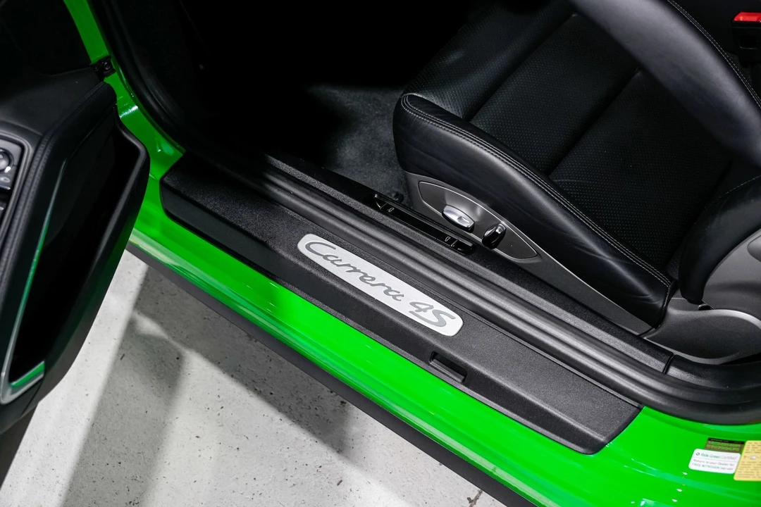 2014 Porsche 991 Carrera 4S - Image 25 of 31