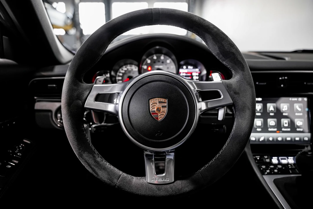 2014 Porsche 991 Carrera 4S - Image 10 of 21