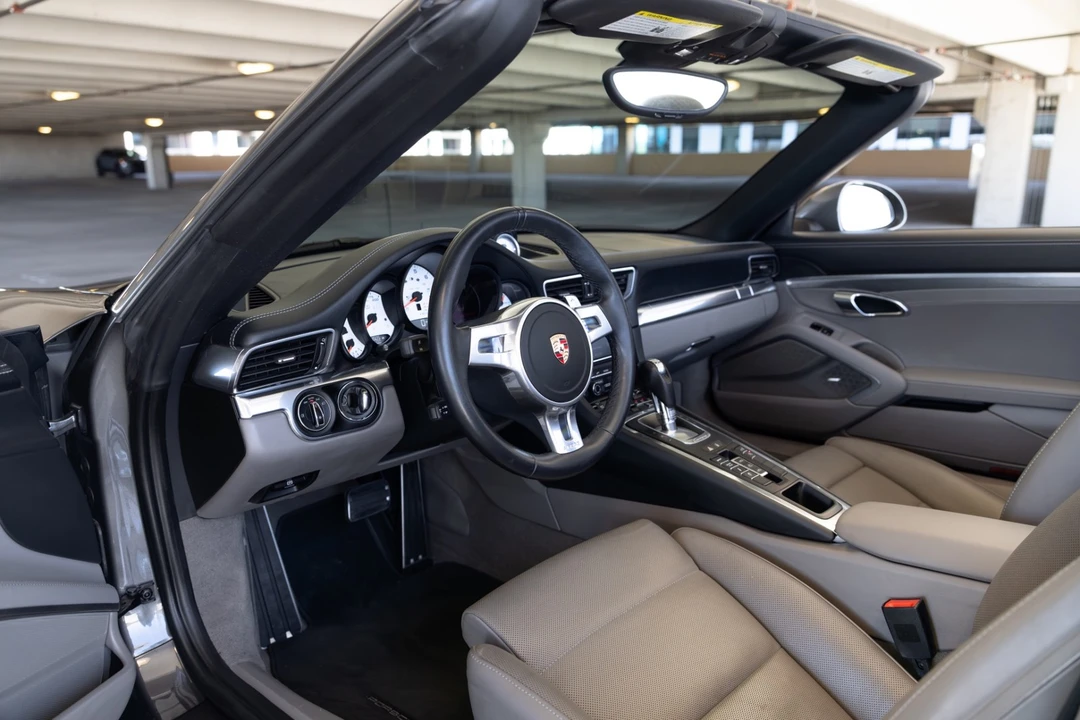 2014 Porsche 991 Carrera 4S - Image 3 of 31