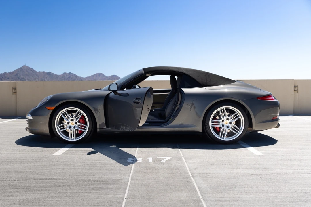 2014 Porsche 991 Carrera 4S - Image 11 of 31