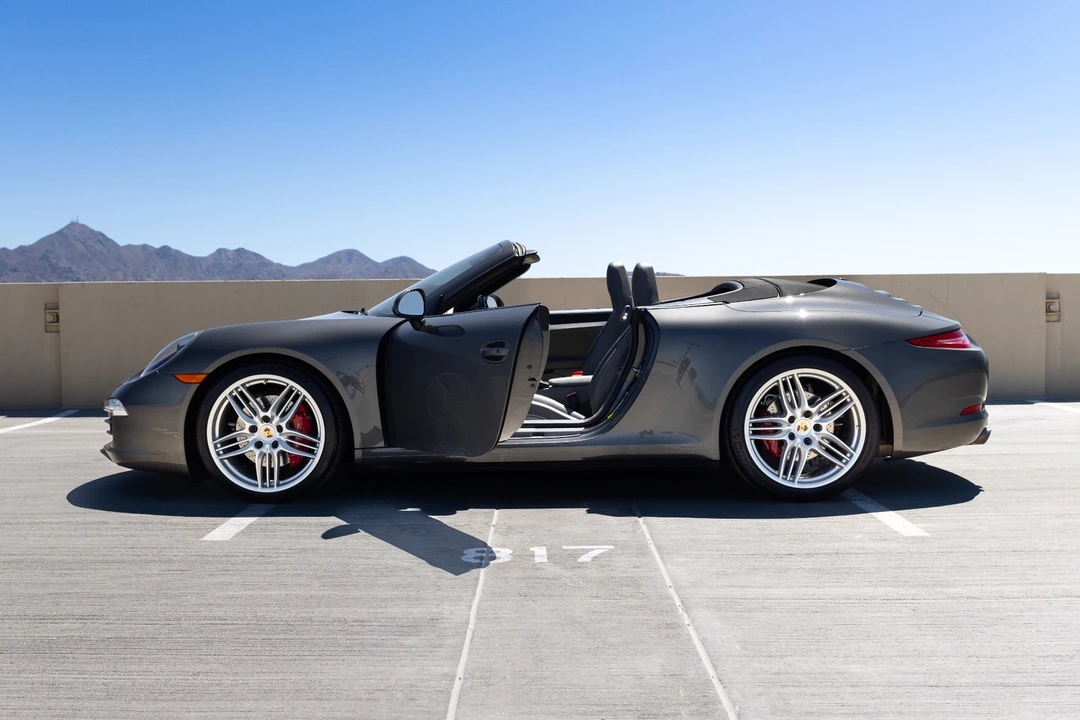 2014 Porsche 991 Carrera 4S - Image 13 of 31