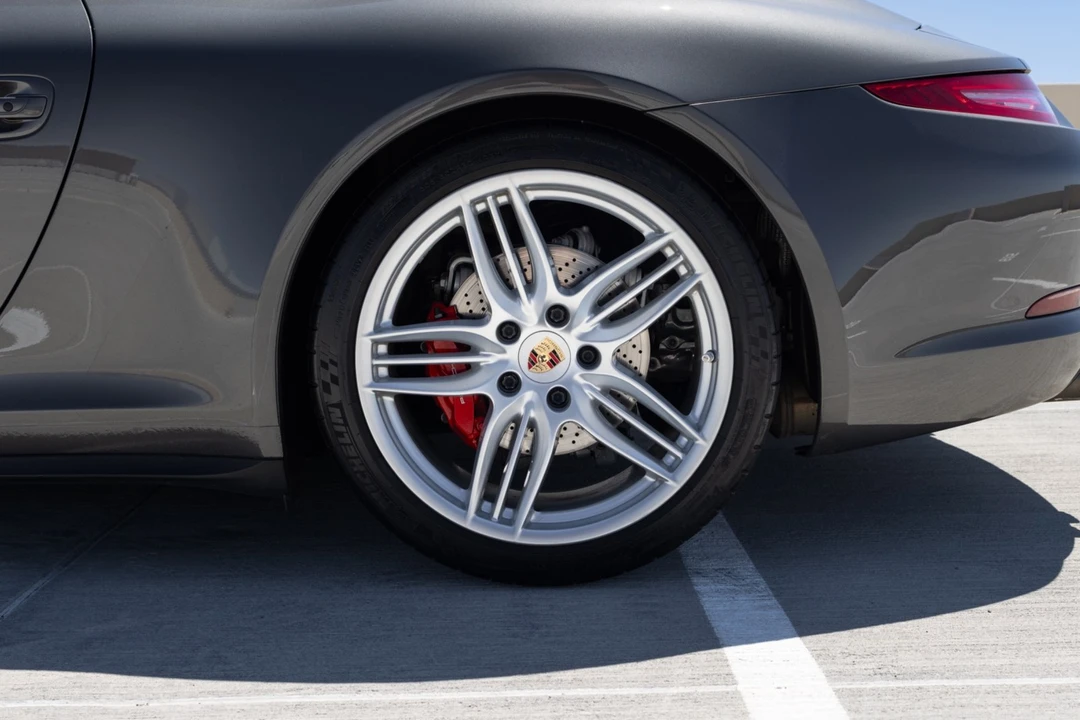 2014 Porsche 991 Carrera 4S - Image 20 of 31