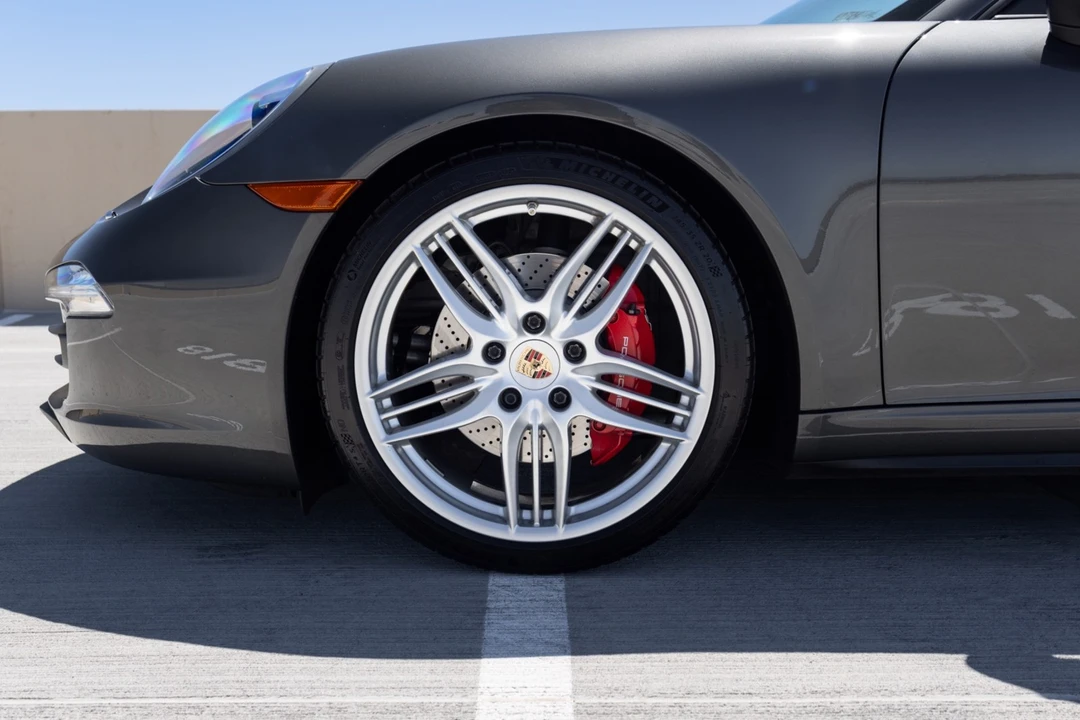 2014 Porsche 991 Carrera 4S - Image 19 of 31