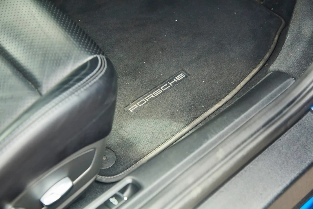 2014 Porsche 991 Carrera - Image 26 of 31