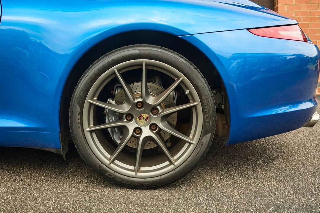 2014 Porsche 991 Carrera - Image 14 of 31