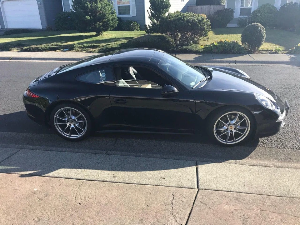 2014 Porsche 991 Carrera 4 - Image 2 of 10