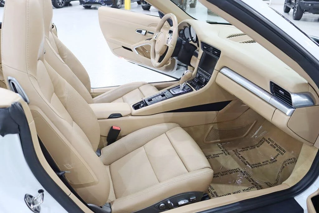 2014 Porsche 991 Carrera - Image 29 of 31