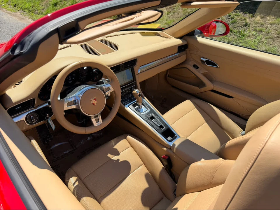 2014 Porsche 991 Carrera - Image 25 of 31